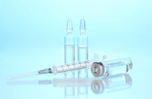 Syringe and medical ampoules